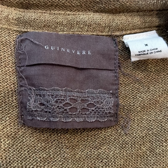 Cute vest - Picture 3 of 5